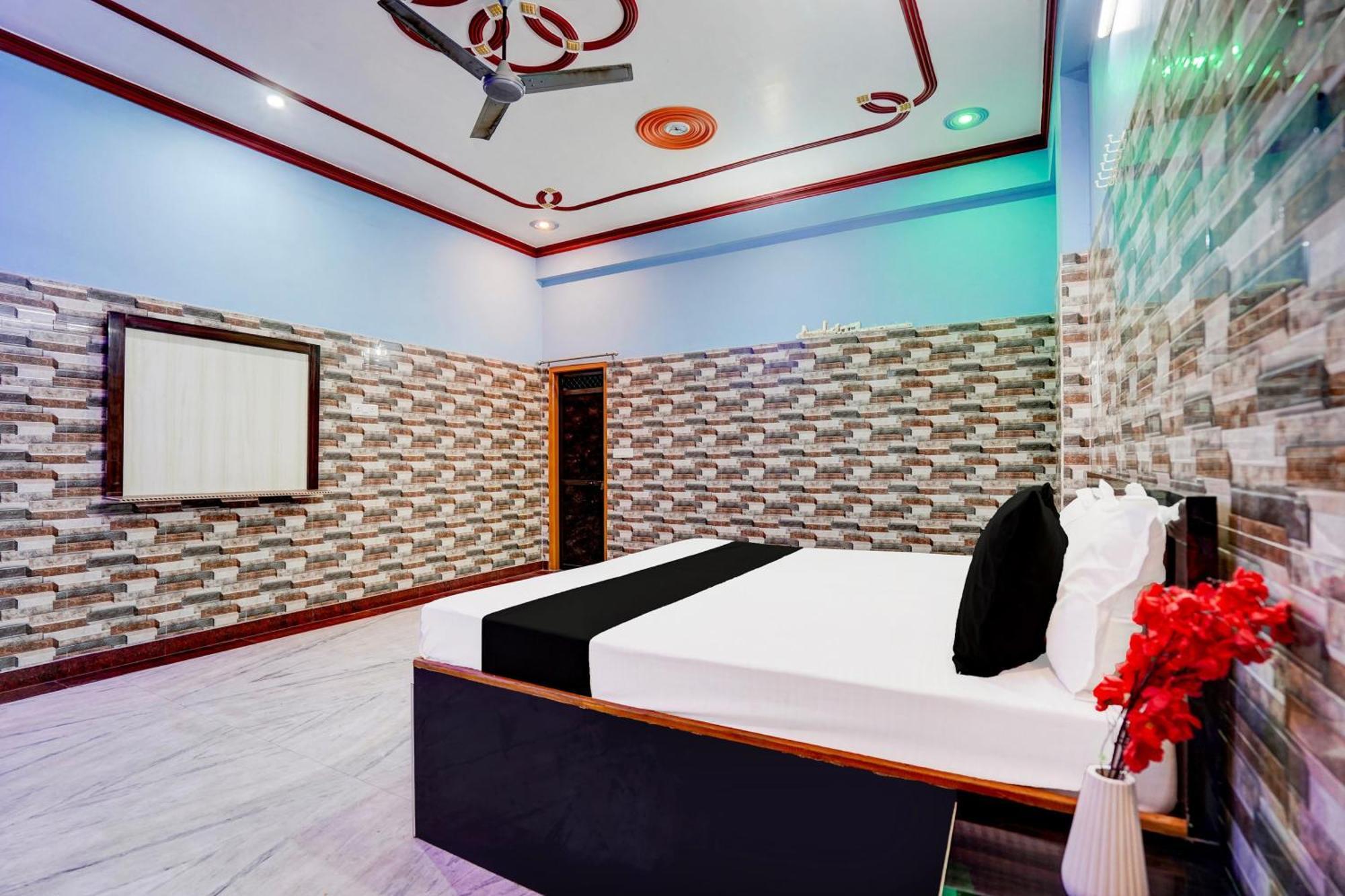 Hotel O J.D. Palace Varanasi Exterior photo