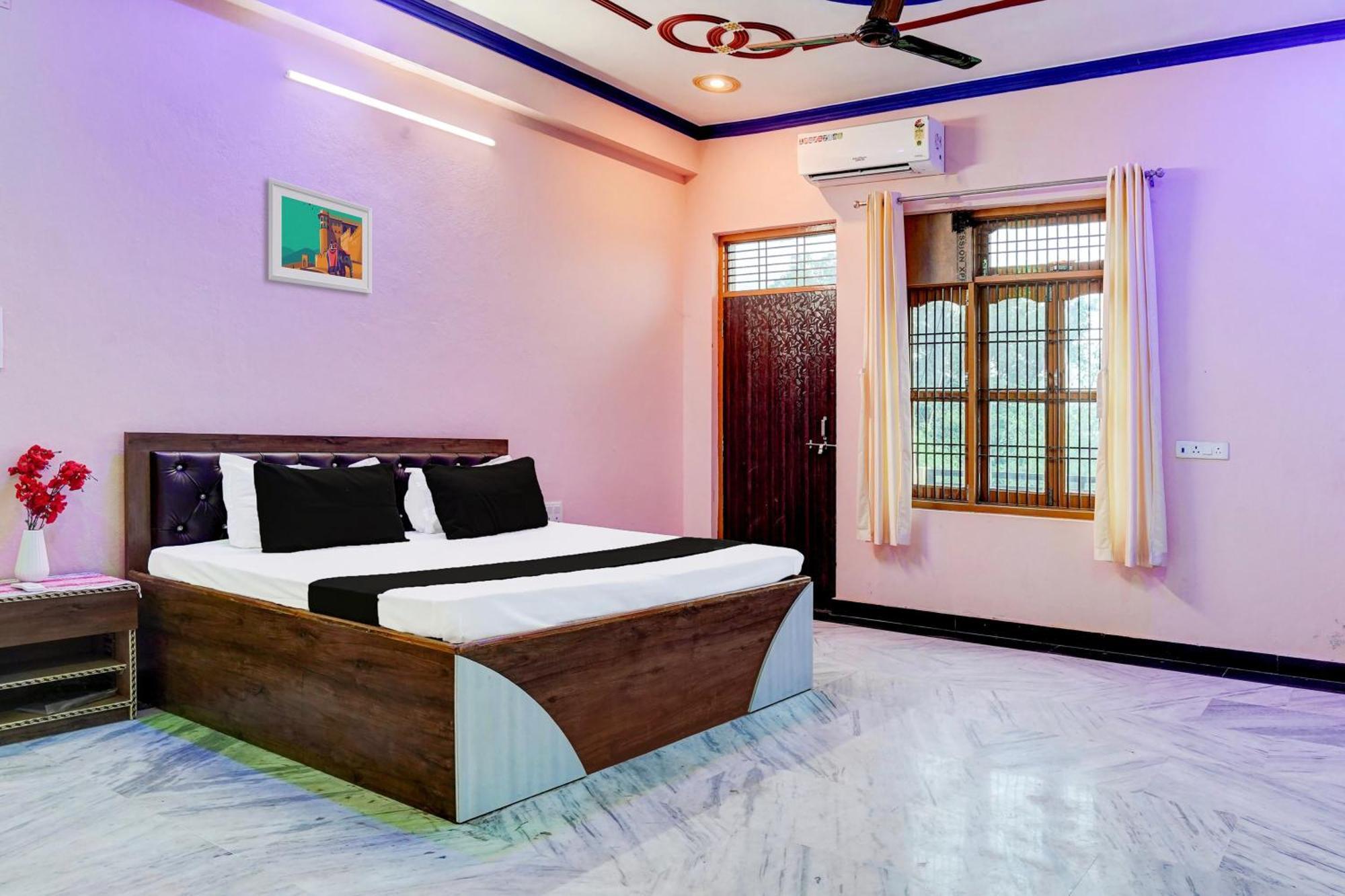 Hotel O J.D. Palace Varanasi Exterior photo